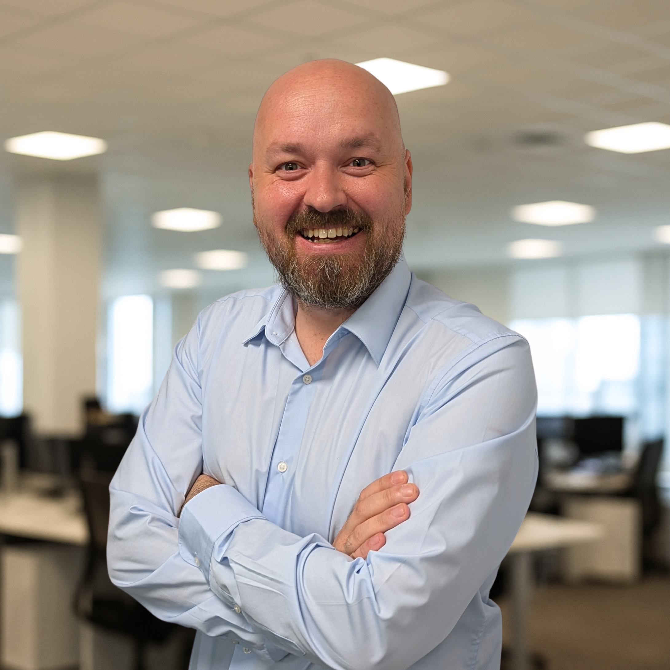 Geraint Field W Alt Background